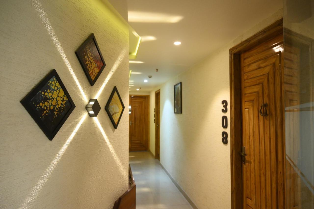 Hotel Grand Kailash,Kotdwāra Exterior foto